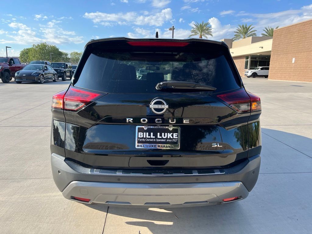 Used 2023 Nissan Rogue SL w/ SL Premium Package FWD image 7