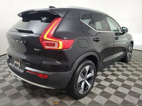Certified 2023 Volvo XC40 B5 Plus w/ Protection Package Premier AWD/4WD image 6