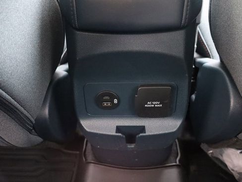 Certified 2023 Ford Maverick XLT w/ XLT Luxury Package image 30