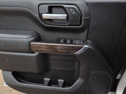 Used 2021 GMC Sierra 1500 SLE RWD image 17