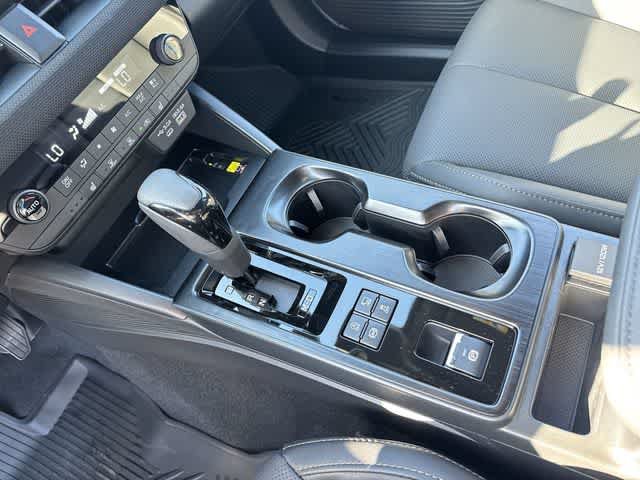 New 2026 Subaru Outback Limited XT AWD/4WD image 30