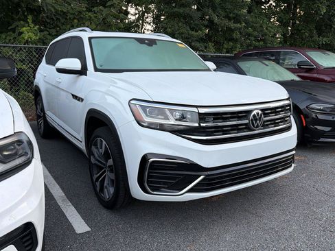 Used 2021 Volkswagen Atlas SEL R-Line FWD image 3
