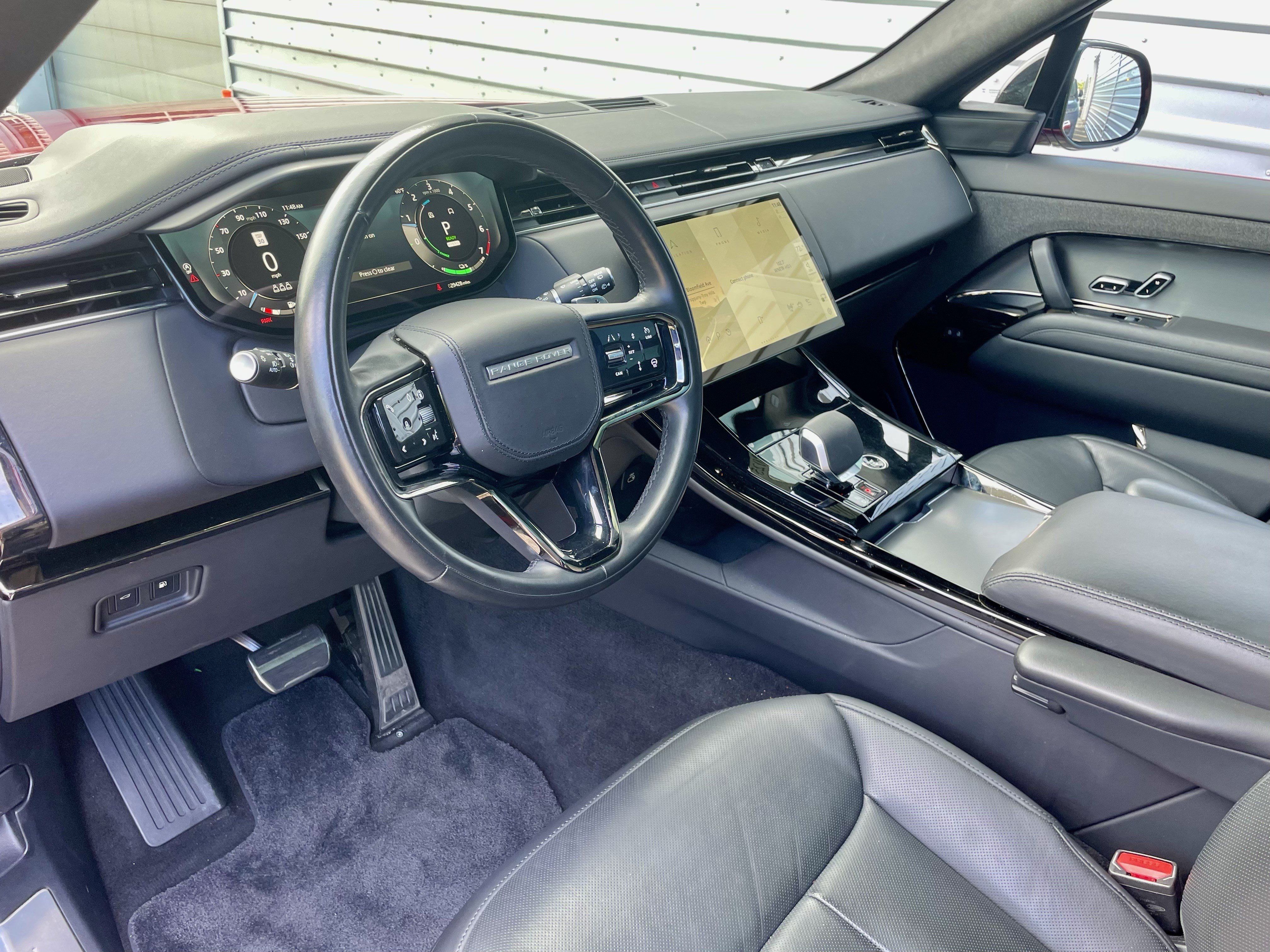 Used 2025 Land Rover Range Rover Sport Autobiography AWD/4WD image 6