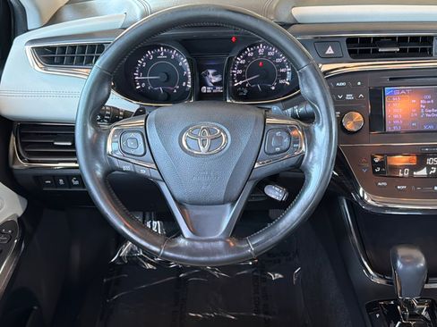 Used 2013 Toyota Avalon XLE Touring FWD image 12