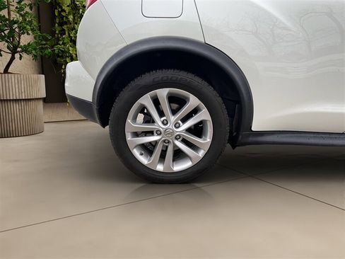 Used 2012 Nissan Juke SV AWD/4WD image 23