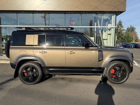 Used 2020 Land Rover Defender 110 X image 8