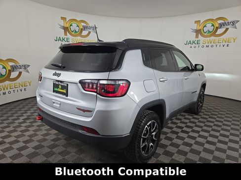 Used 2025 Jeep Compass Trailhawk w/ Sun & Sound Group image 10