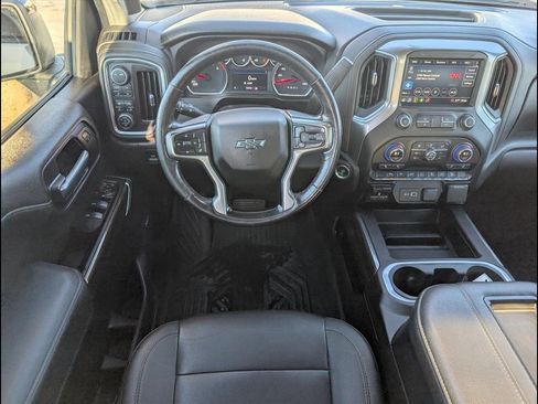 Used 2022 Chevrolet Silverado 1500 RST image 11