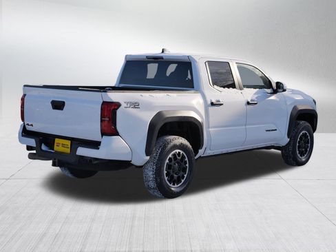 Used 2024 Toyota Tacoma TRD Off-Road image 7