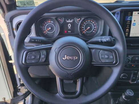New 2026 Jeep Gladiator Sport AWD/4WD image 9