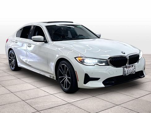 Used 2020 BMW 330i Sedan w/ Convenience Package RWD image 2