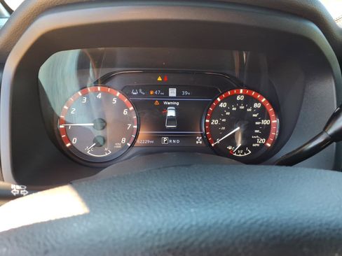 Used 2021 Nissan Titan PRO-4X w/ Pro-4x Convenience Package image 22