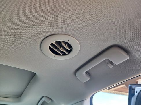 Used 2017 GMC Acadia Denali w/ Technology Package image 76