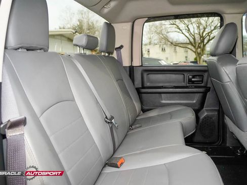 Used 2017 RAM 3500 Tradesman w/ Chrome Appearance Group image 26