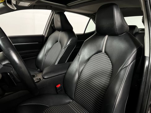 Certified 2022 Toyota Camry SE w/ Convenience Package FWD image 13