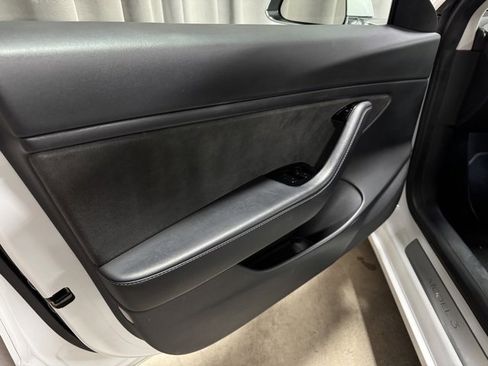 Used 2020 Tesla Model 3 Long Range image 12