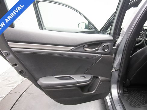 Used 2018 Honda Civic EX-L image 18