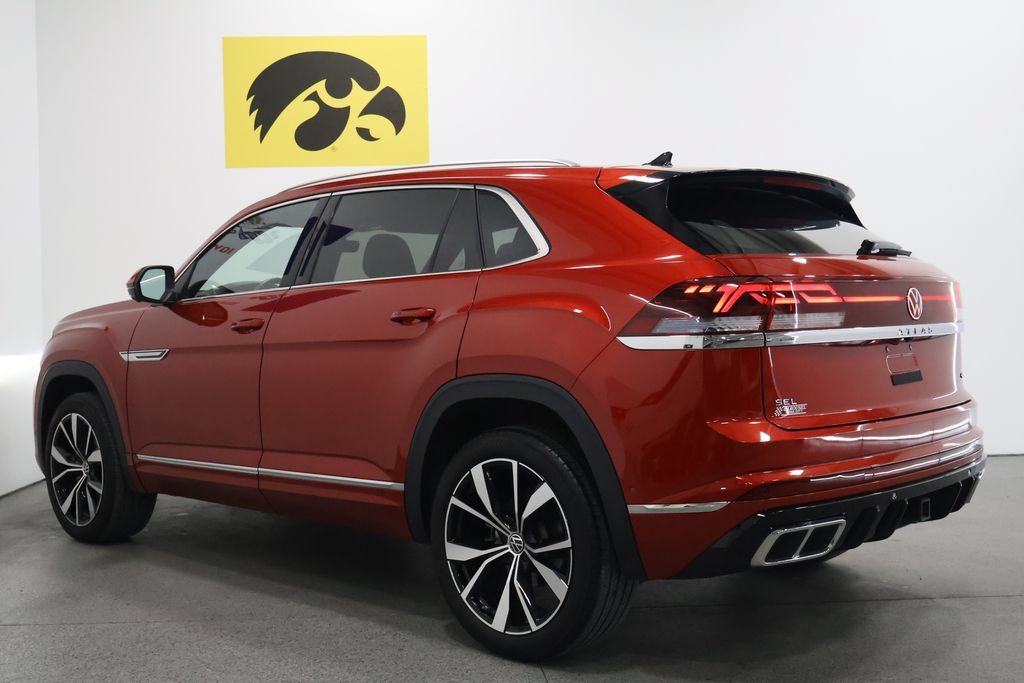 Used 2024 Volkswagen Atlas Cross Sport SEL Premium R-Line AWD/4WD image 9