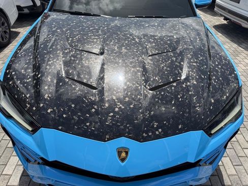 Used 2022 Lamborghini Urus AWD/4WD image 4