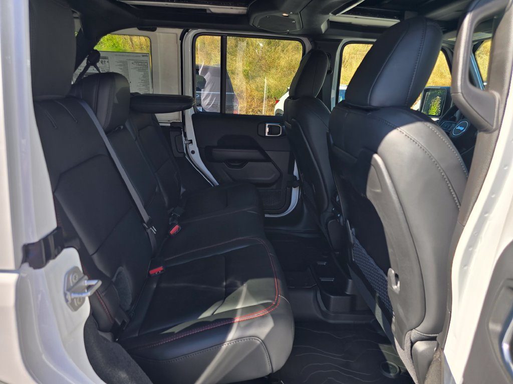 New 2027 Jeep Wrangler Unlimited Rubicon AWD/4WD image 26
