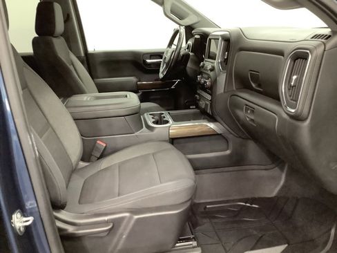 Used 2019 Chevrolet Silverado 1500 RST image 24