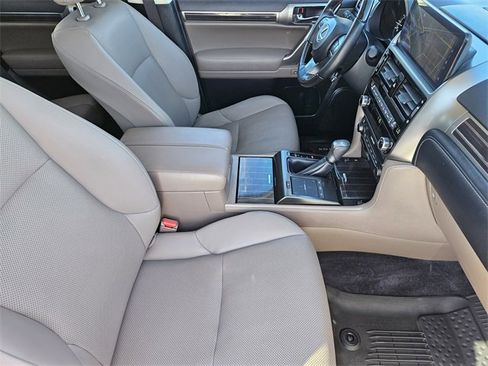 Used 2022 Lexus GX 460 Premium image 14