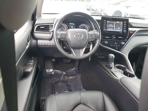 Used 2024 Toyota Camry SE FWD image 10