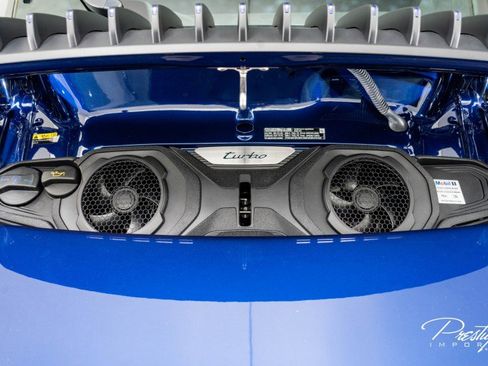 Used 2022 Porsche 911 Turbo image 15