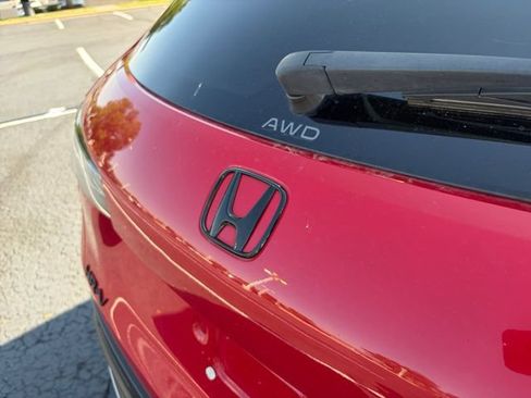 Used 2024 Honda HR-V Sport image 23
