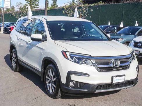 Used 2019 Honda Pilot EX image 3