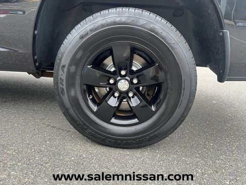Used 2016 RAM 1500 Classic SLT AWD/4WD image 24