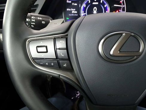Used 2022 Lexus ES 350 w/ Accessory Package 2 FWD image 17
