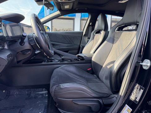 Used 2023 Hyundai Elantra N image 11