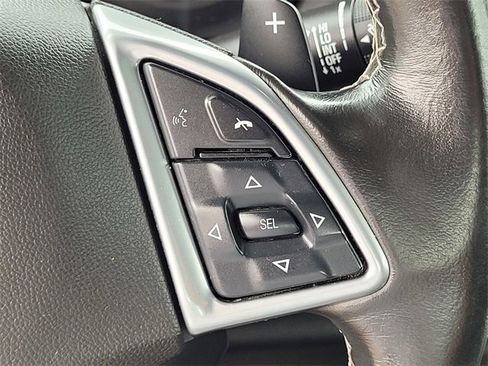 Used 2022 Chevrolet Camaro LT image 25