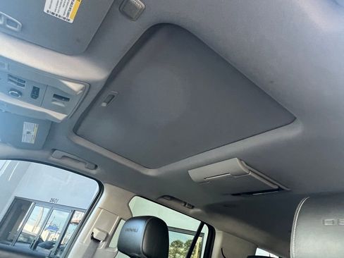 Used 2015 GMC Yukon Denali w/ Touring Package image 26