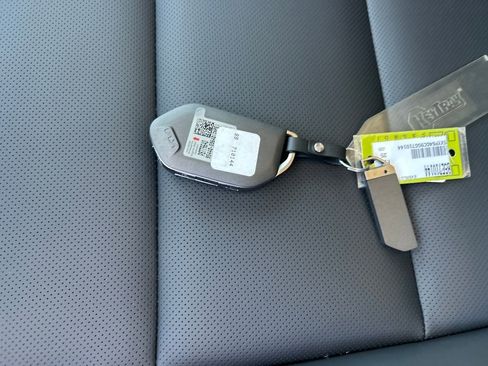 New 2025 Kia Telluride S image 31