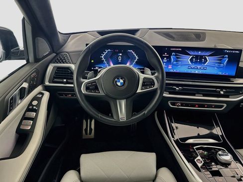 Used 2024 BMW X7 xDrive40i w/ Executive Package AWD/4WD image 23