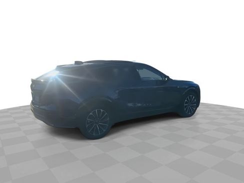 Used 2024 Cadillac Lyriq Sport image 8