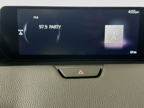 Used 2024 MAZDA CX-90 Plug-In Hybrid w/ Preferred AWD/4WD image 21