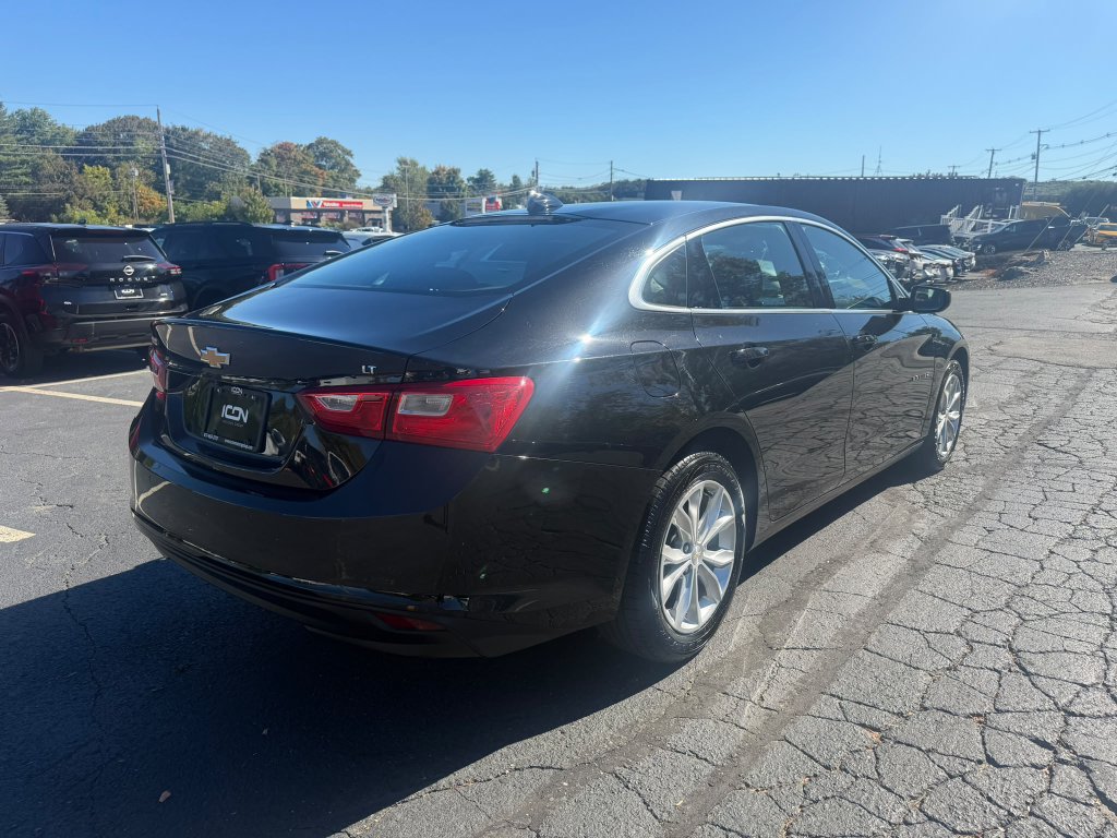 Used 2024 Chevrolet Malibu LT FWD image 5