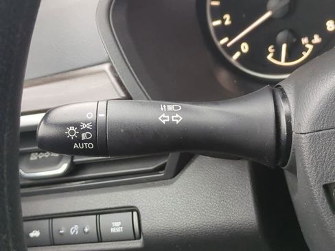 Used 2024 Nissan Altima 2.5 SV image 25