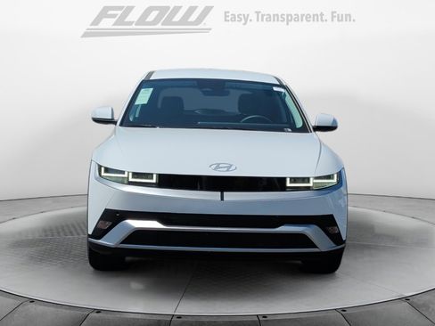 New 2026 Hyundai Ioniq 5 SEL AWD/4WD image 2
