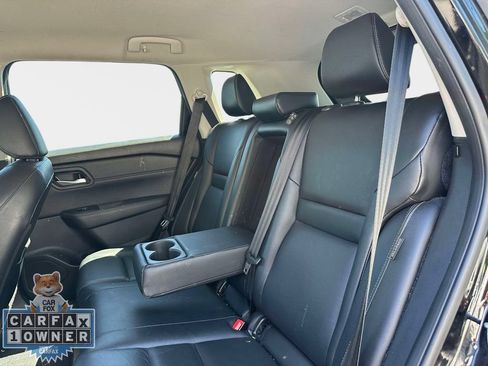 Used 2024 Nissan Rogue SL AWD/4WD image 13