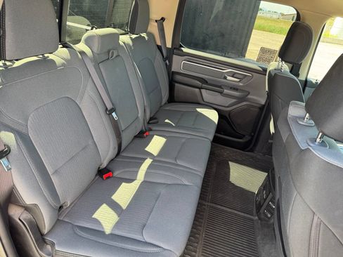Used 2020 RAM 1500 Big Horn AWD/4WD image 14