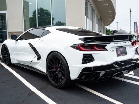Used 2020 Chevrolet Corvette Stingray Preferred Cpe w/ 2LT Preferred Equipment Group RWD image 21