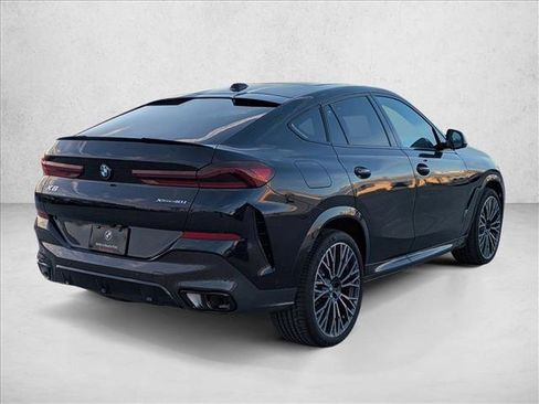 New 2026 BMW X6 xDrive40i w/ Premium Package image 2