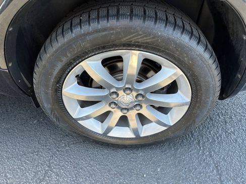 Used 2015 Buick Enclave Premium AWD/4WD image 29