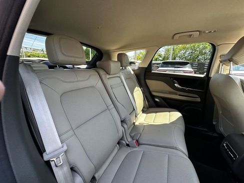 Certified 2024 Lincoln Corsair AWD w/ Equipment Group 101A image 38