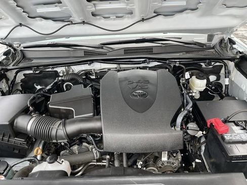 Certified 2023 Toyota Tacoma TRD Sport image 11