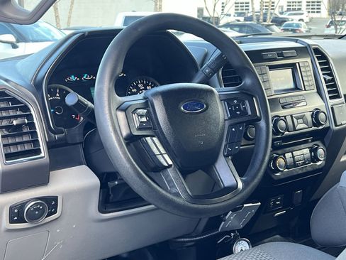 Used 2015 Ford F150 XLT image 14